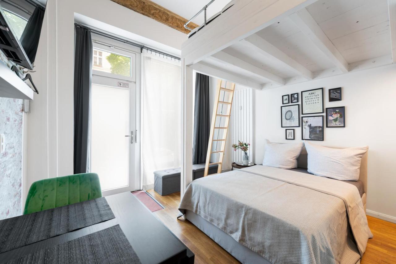 The Koburger Vh, Studio For Up To 4 With High Bed Берлин Экстерьер фото